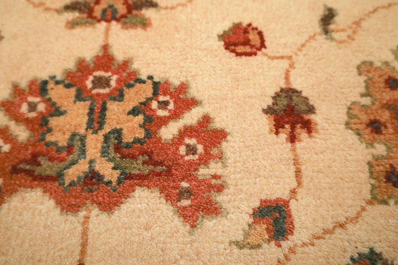 Alfombra fina Sultanabad de 1,35 m x 1,95 m, color marfil y dorado, hecha a mano