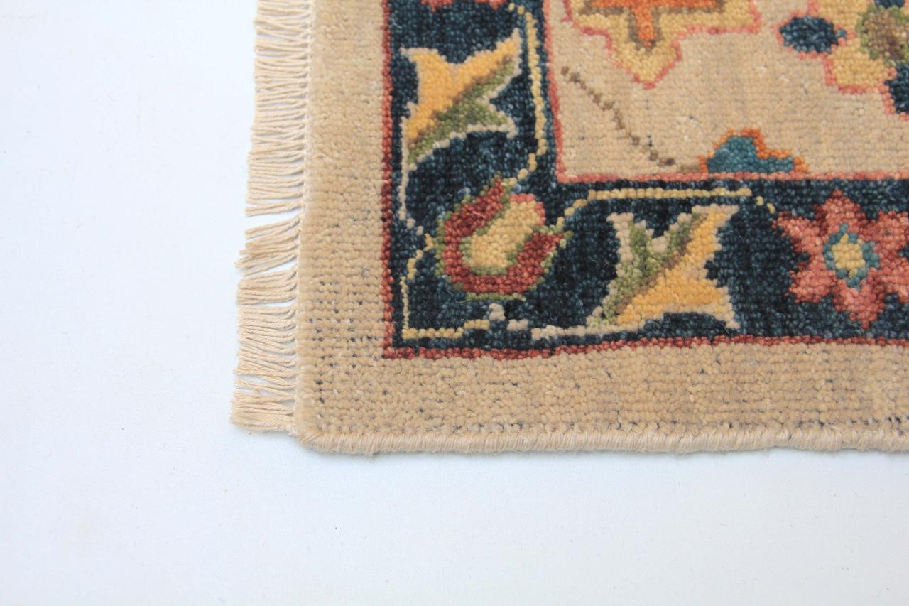 Alfombra personalizada Mahal beige de lana anudada a mano de 3 x 4,2 m