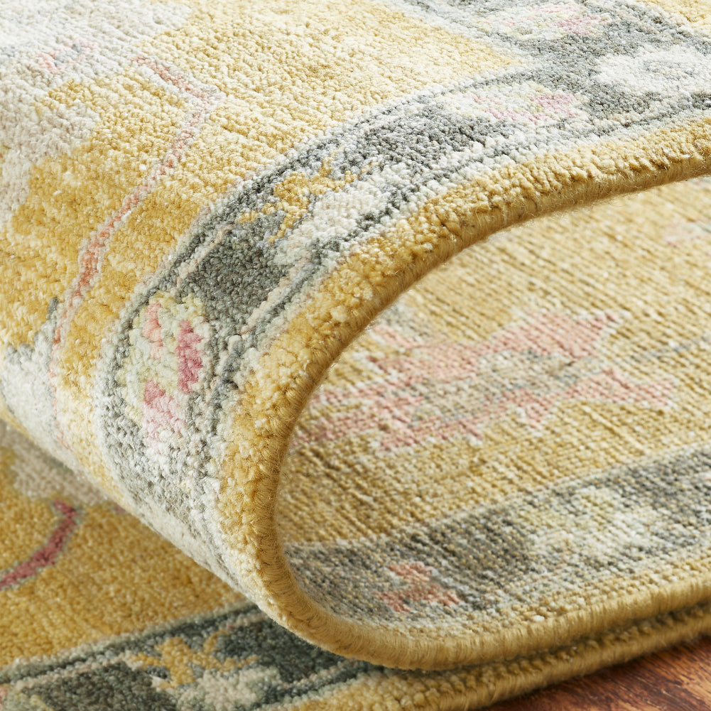 Alfombra Adana AA903 Goldenrod en mezcla de lana y seda