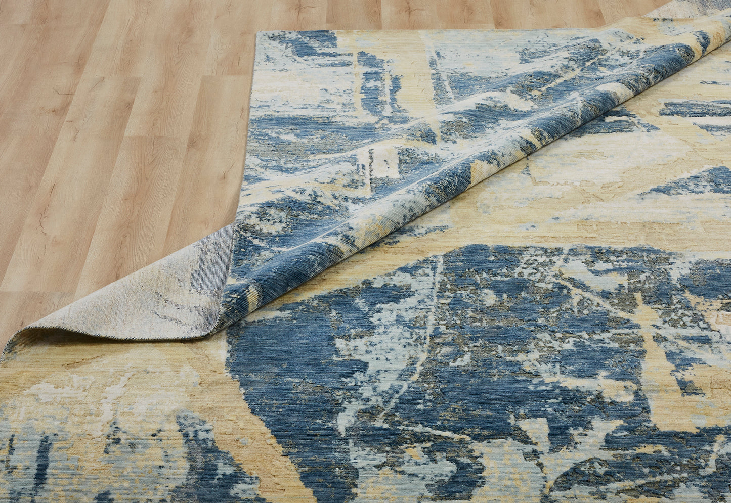 Ventura VN1394 Denim Blues-Warm Sands Power Loom Wool Rug
