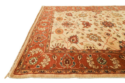 Sultanabad Champagne & Rose Fine Handmade 4'6"x6'5" Rug