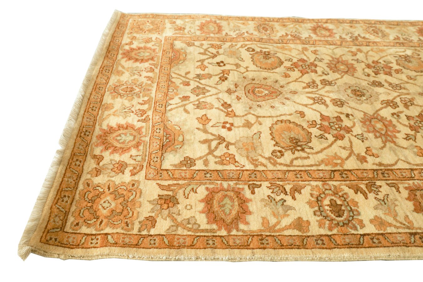 Tanjania Cream Fine Handmade 4'x6' Traditional Rug