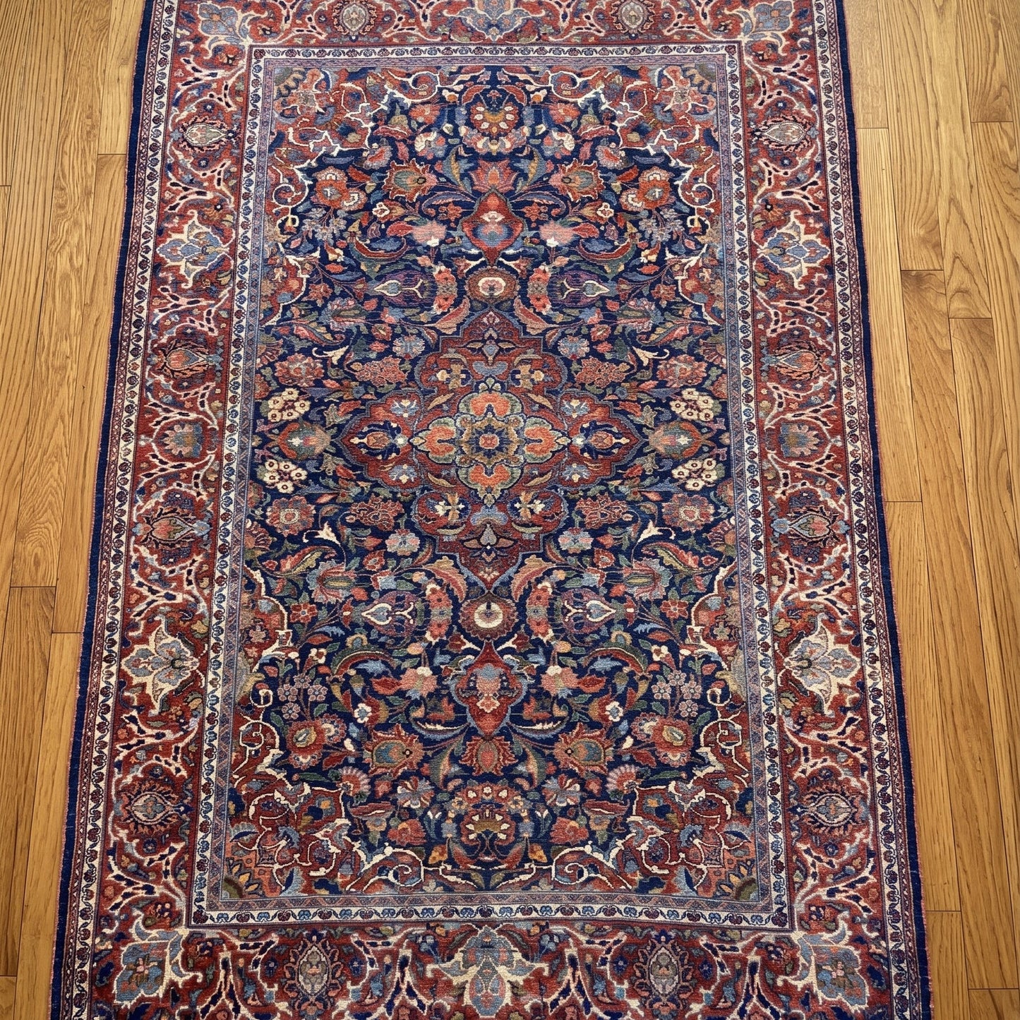 Kashan Hand-knotted Wool Antique Rug