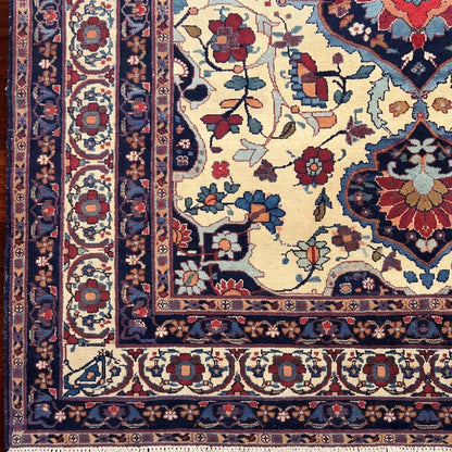 Kerman Hand-knotted Wool Antique Rug 100 Years Old