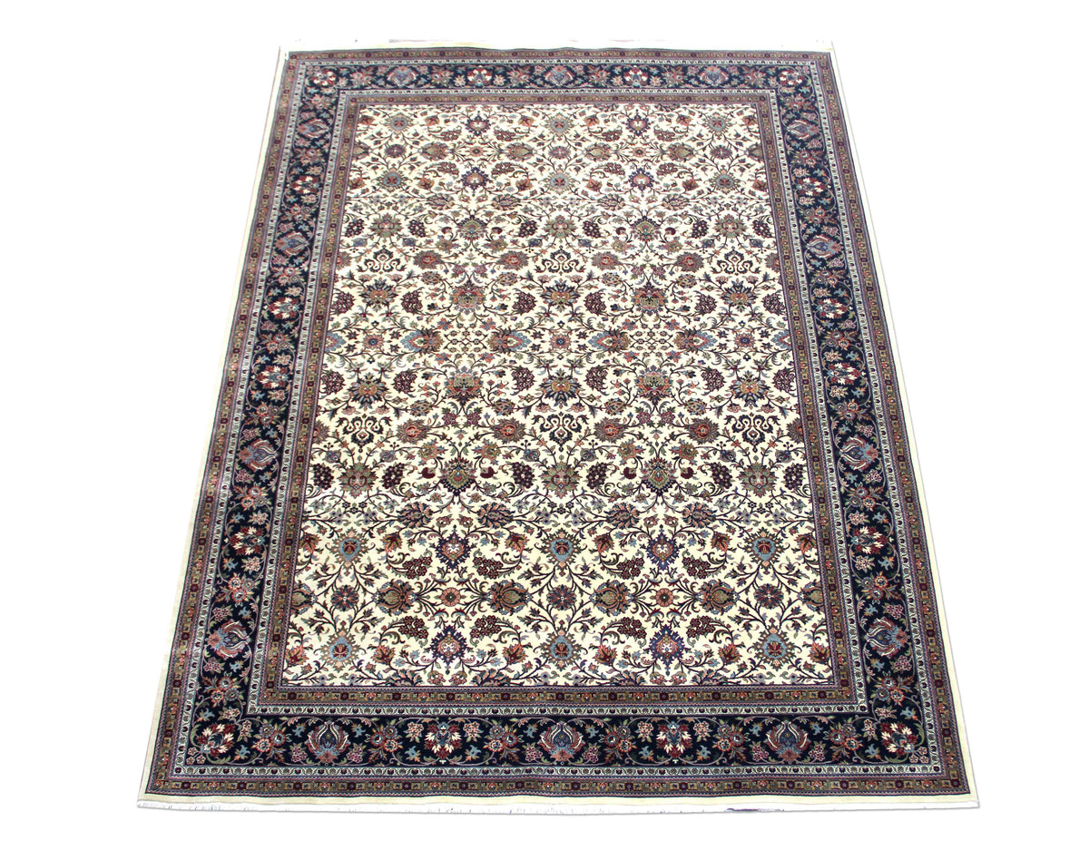 Keschmar Cream/Navy New Zealand Wool Fine Hand-knotted Oriental Rug